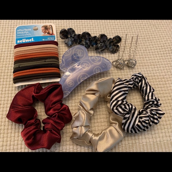 Accessories - SOLD Hair accessories